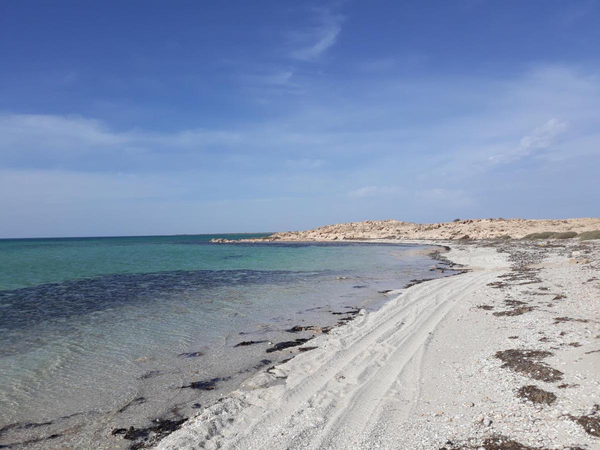 Dar Chick Yahia Ile De Djerba Bed & Breakfast Mezrane Bagian luar foto