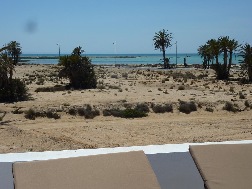 Dar Chick Yahia Ile De Djerba Bed & Breakfast Mezrane Bagian luar foto